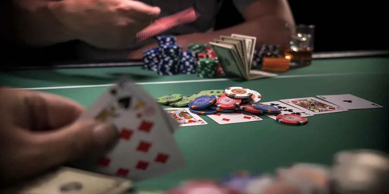 Các chiến lược để thử sức poker online thành công